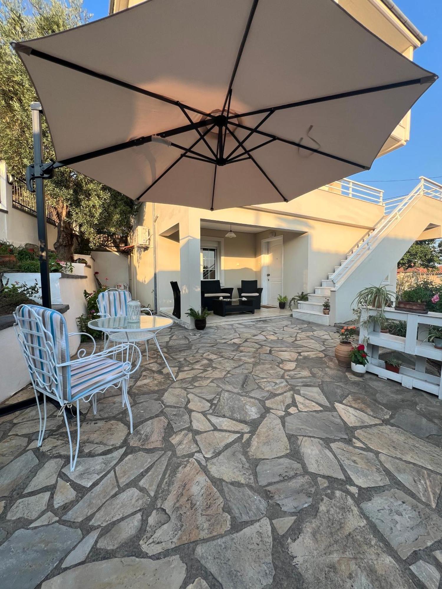 Aiolos Seaside Apartment Marathos  外观 照片
